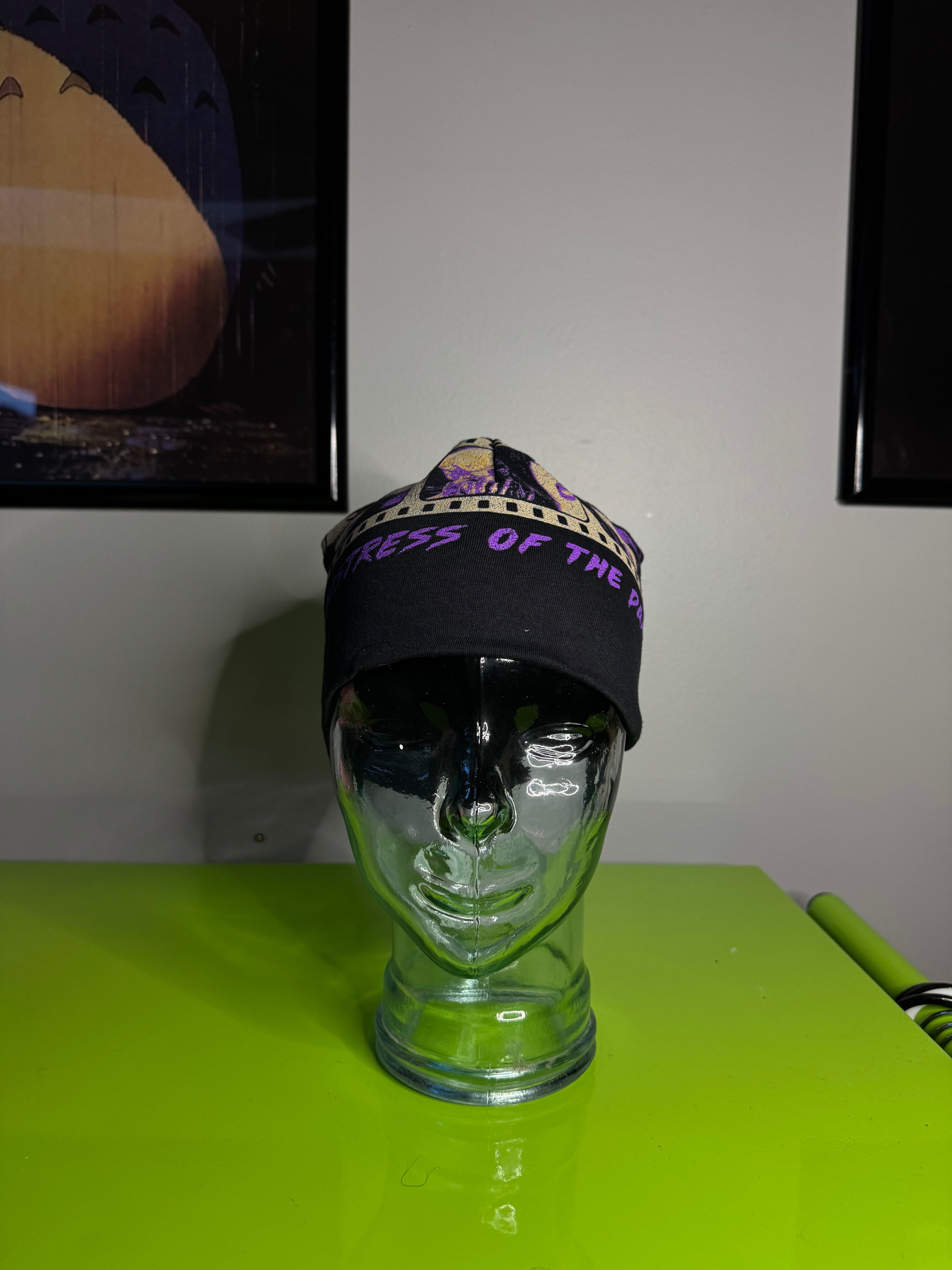 Elvira beanie
