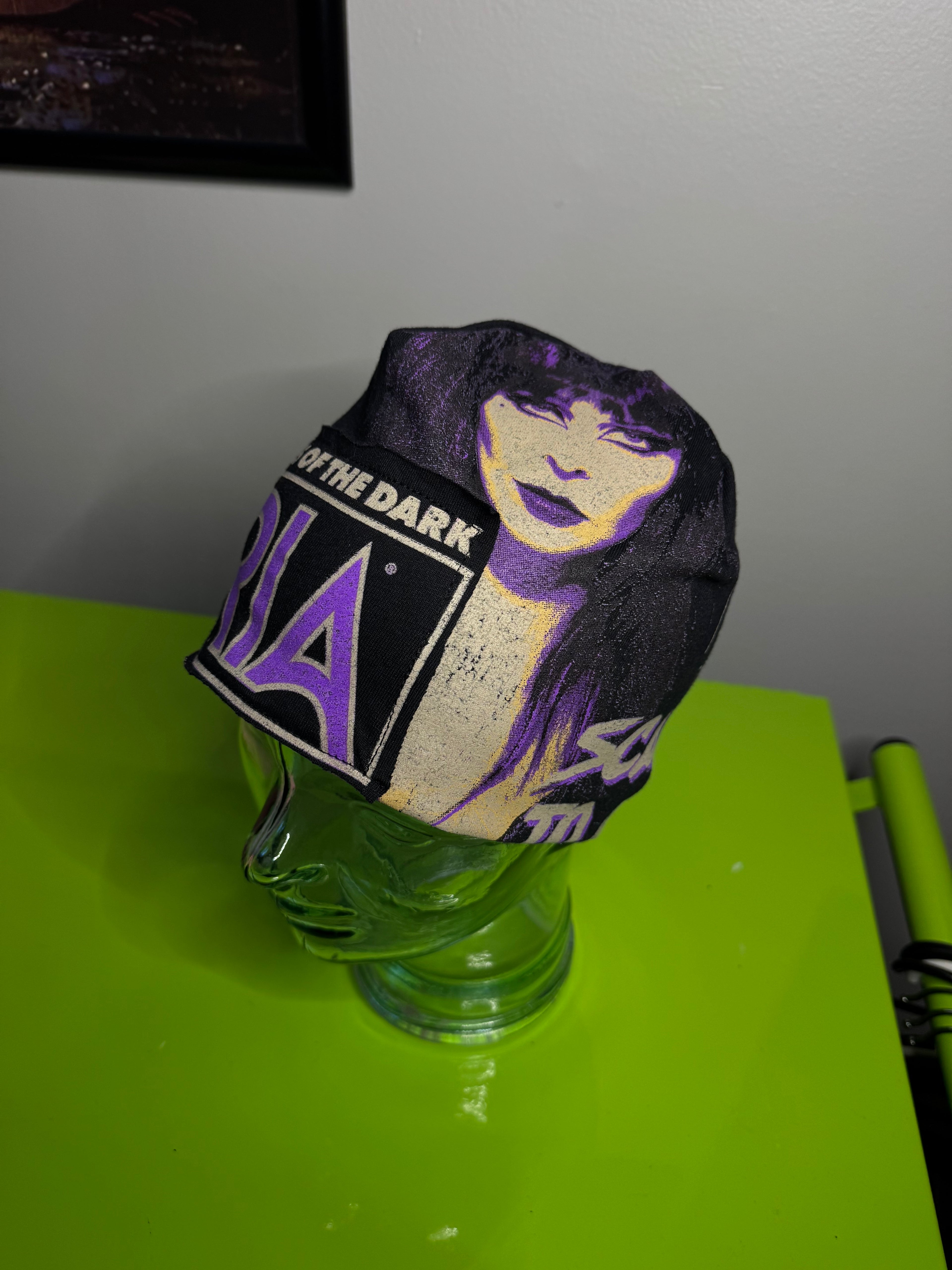 Elvira beanie